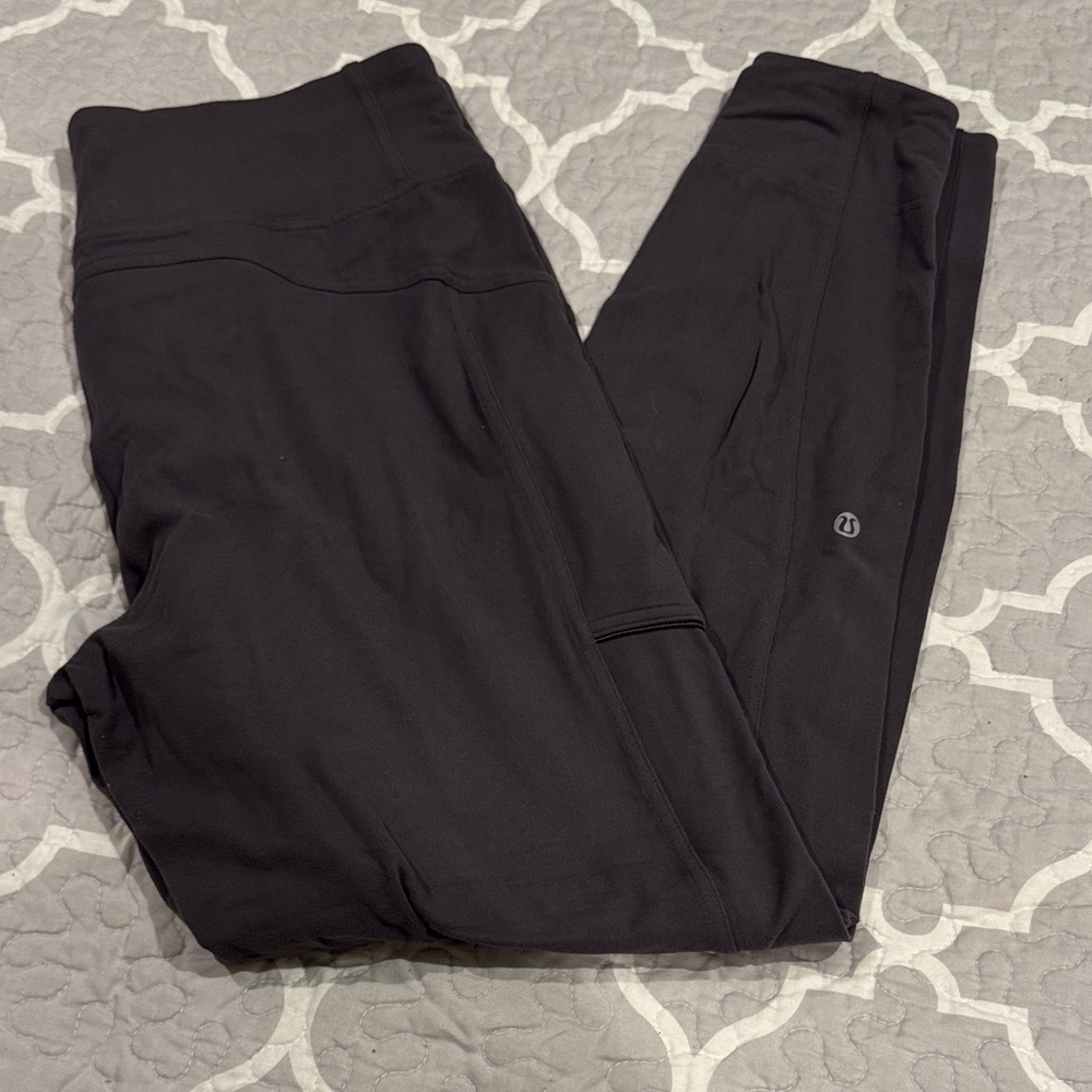 lululemon athletica Dark Charcoal Run on Jogger Sz 10